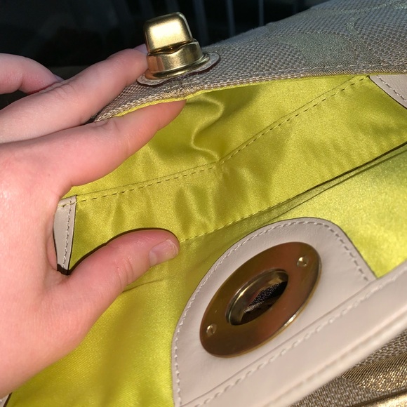 Coach purse - Picture 12 of 14